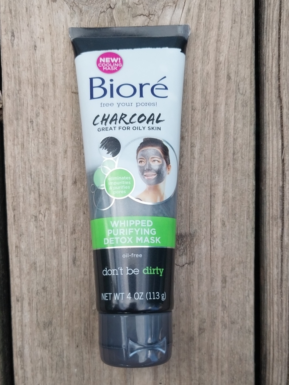 Biore Charcoal Whipped Purifying Detox Mask - Black & White